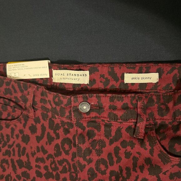 Social Standard by Sanctuary Cheetah ankle skinny jeans Size 8 - Picture 1 of 7